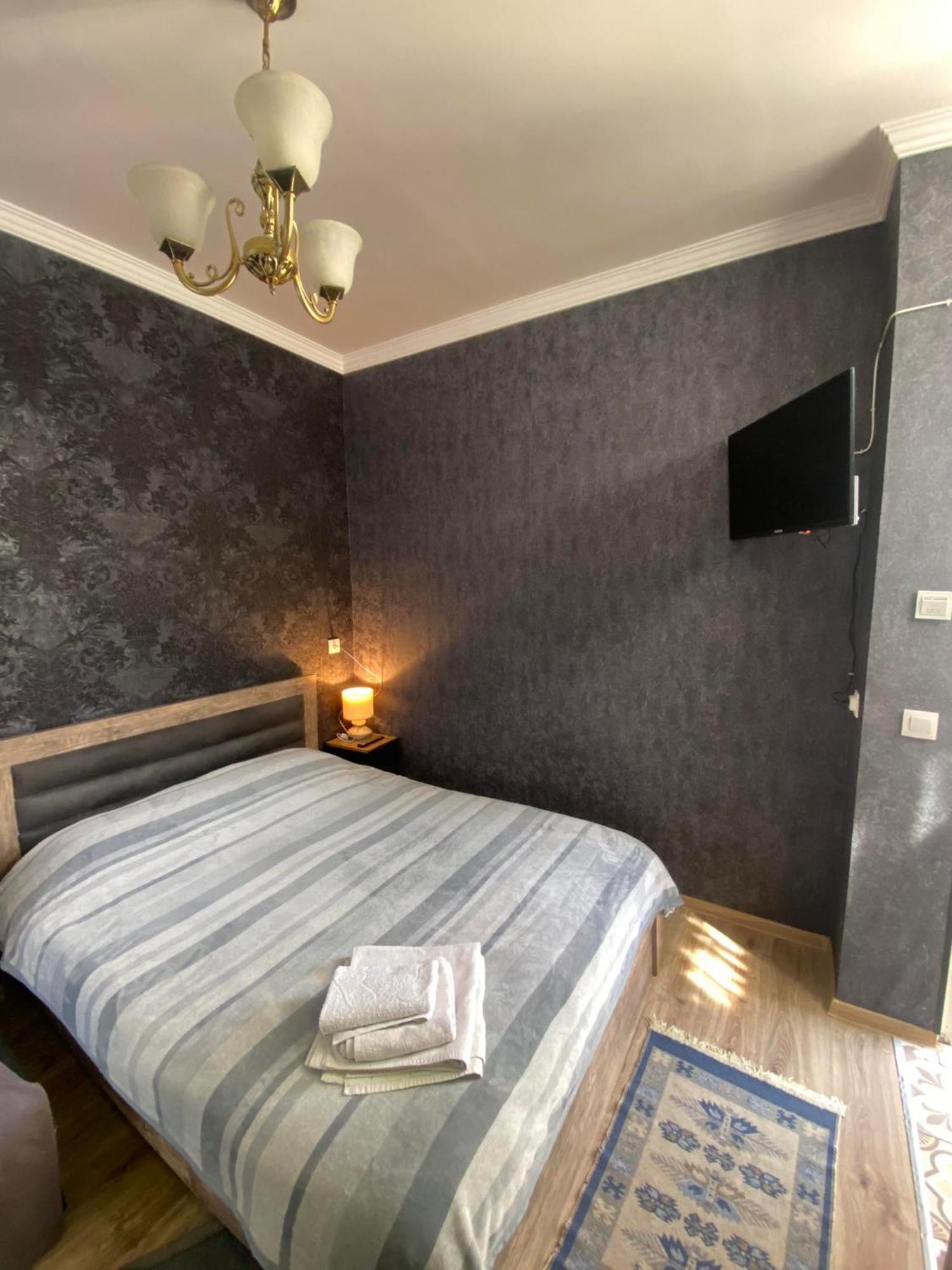 Family Apartment In Avlabari Тбилиси Экстерьер фото