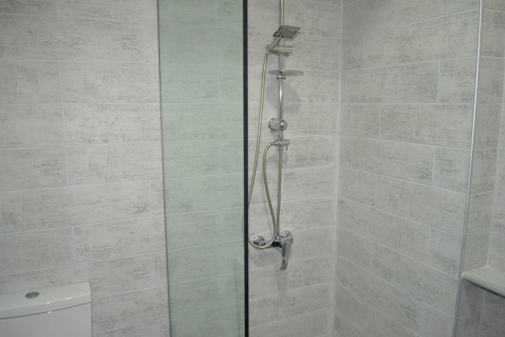Family Apartment In Avlabari Тбилиси Экстерьер фото