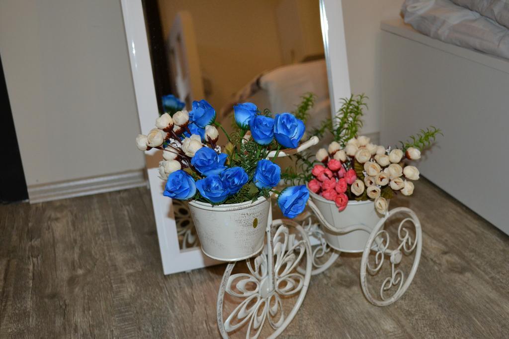 Family Apartment In Avlabari Тбилиси Экстерьер фото