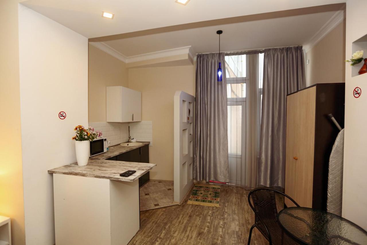 Family Apartment In Avlabari Тбилиси Экстерьер фото